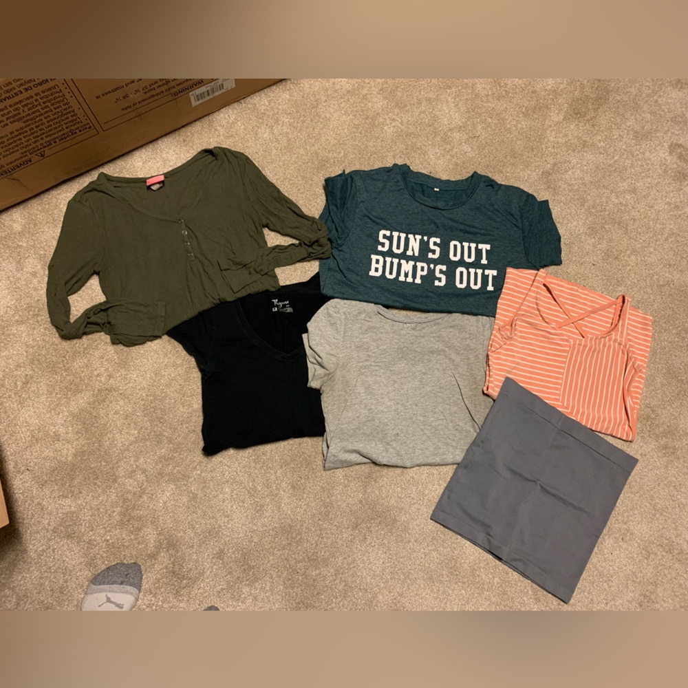 Thyme Maternity Short Sleeve Tops - Green, Black, Gray, Coral